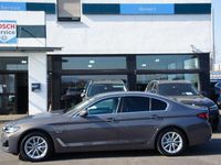 Gebraucht BMW 530e 292 PS (214 kW) 2022 Grau Limousine