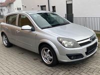 Gebraucht Opel Astra Edition 105 PS (77 kW) 2007 Silber Limousine