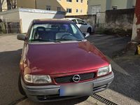 Gebraucht Opel Astra 75 PS (55 kW) 1997 Andere farben Limousine
