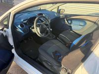 Gebraucht Ford Fiesta Trend 80 PS (58 kW) 2009 Weiß Kleinwagen