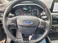 gebraucht Ford Focus 1,0 EcoBoost 125PS, Kombi, 8 Gang Autom.