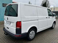 Gebraucht VW T6.1 150 PS (110 kW) 2022 Candyweiss Van