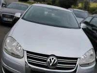 Gebraucht VW Jetta 107 PS (78 kW) 2006 Silber Limousine