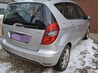 Gebraucht Mercedes A180 Avantgarde 109 PS (80 kW) 2011 Silber Limousine