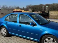 Gebraucht VW Bora 105 PS (77 kW) 2002 Blau Limousine