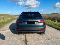 Gebraucht Audi Q3 Competition 150 PS (110 kW) 2018 Grün SUV