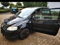 Gebraucht VW Fox 54 PS (39 kW) 2009 Schwarz Kleinwagen
