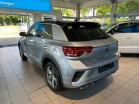 Gebraucht VW T-Roc R-line 150 PS (110 kW) 2023 Silber SUV
