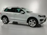 Gebraucht VW Touareg 262 PS (192 kW) 2015 Weiß SUV