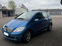 Gebraucht Mercedes A150 95 PS (69 kW) 2009 Blau Kleinwagen