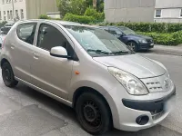 Gebraucht Nissan Pixo 68 PS (50 kW) 2009 Silber Kleinwagen