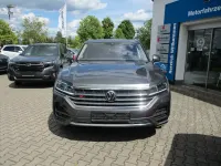 Gebraucht VW Touareg Elegance 231 PS (169 kW) 2022 Grau SUV