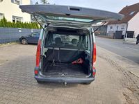 Gebraucht Renault Kangoo 95 PS (69 kW) 2002 Silber Van / Kleinbus