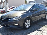 Używany Opel Astra Dynamic 136 KM (100 kW) 2016 Szary Sedan/Limuzyna