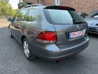 Gebraucht VW Golf VI Comfortline 105 PS (77 kW) 2010 Grau Kombi