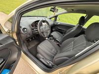 Gebraucht Opel Corsa Edition 90 PS (66 kW) 2007 Gold Kleinwagen