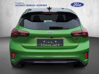 Neu Ford Focus ST 280 PS (205 kW) 2025 Mean green metallic Limousine