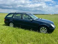 Gebraucht Mercedes E270 177 PS (130 kW) 2003 Blau Kombi
