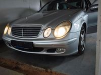 Gebraucht Mercedes E220 Classic 150 PS (110 kW) 2005 Silber Limousine