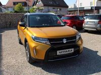 Neu Suzuki Vitara Comfort 129 PS (94 kW) 2026 Solar yellow/cosmic black SUV