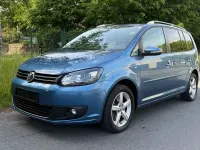 Gebraucht VW Touran Cup 140 PS (102 kW) 2014 Blau Van / Kleinbus