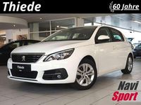 Gebraucht Peugeot 308 Active 131 PS (96 kW) 2021 Weiß Limousine