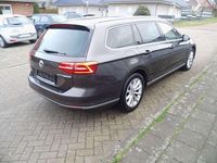 Gebraucht VW Passat Highline 150 PS (110 kW) 2015 Black oak brown metallic Kombi