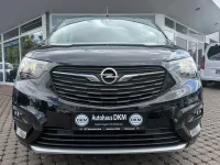 Gebraucht Opel Combo Life Ultimate 131 PS (96 kW) 2023 Diamant schwarz/karbon schwarz Van / Kleinbus