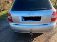 Gebraucht Audi A4 130 PS (95 kW) 2002 Silber Kombi