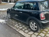 Gebraucht Mini ONE 95 PS (69 kW) 2010 Schwarz Kleinwagen