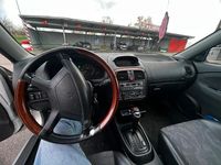 Gebraucht Mitsubishi Carisma 90 PS (66 kW) 2000 Silber Limousine