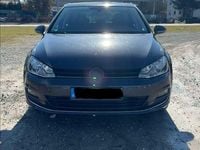 Gebraucht VW Golf VII LOUNGE 110 PS (80 kW) 2015 Grau Limousine