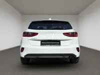Gebraucht Kia Ceed Spirit 140 PS (102 kW) 2025 (wd) cararraweiss Kleinwagen