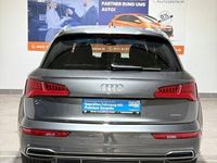 Gebraucht Audi Q5 S-Line 190 PS (139 kW) 2019 Grau SUV