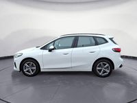 Gebraucht BMW 220 Active Tourer 156 PS (114 kW) 2025 Weiß Van / Kleinbus