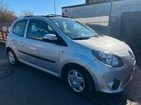 Gebraucht Renault Twingo 74 PS (54 kW) 2010 Silber Kleinwagen