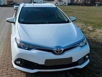 Gebraucht Toyota Auris 111 PS (81 kW) 2015 Weiß Kombi