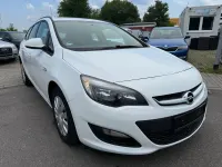 Gebraucht Opel Astra 116 PS (85 kW) 2013 Weiß Kombi