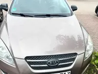 Używany Kia Ceed 125 KM (91 kW) 2010 Brązowy Hatchback