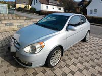Gebraucht Hyundai Accent 97 PS (71 kW) 2007 Silber Limousine