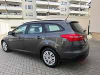 Gebraucht Ford Focus 125 PS (91 kW) 2017 Grau Kombi