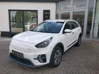 Gebraucht Kia e-Niro Spirit 150 kW (204 PS) 2022 Weiß SUV