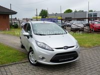 Gebraucht Ford Fiesta Trend 82 PS (60 kW) 2012 Silber metallic Kleinwagen