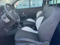 Gebraucht Renault Clio R.S. R.S. 201 PS (147 kW) 2011 Blau "monaco" Kleinwagen