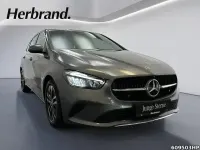 Gebraucht Mercedes B200 Progressive 163 PS (119 kW) 2025 Grau Kleinwagen