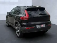 Gebraucht Volvo XC40 Plus 197 PS (144 kW) 2024 Onyx black (metallic) SUV