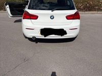 Gebraucht BMW 116 Advantage 116 PS (85 kW) 2018 Weiß Kleinwagen