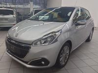 Gebraucht Peugeot 208 Allure 110 PS (80 kW) 2017 Grau Kleinwagen