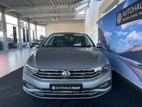 Gebraucht VW Passat Elegance 200 PS (147 kW) 2021 Silber metallic Kombi