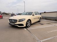 Second-hand Mercedes E200 150 CP (110 kW) 2017 Galben Break